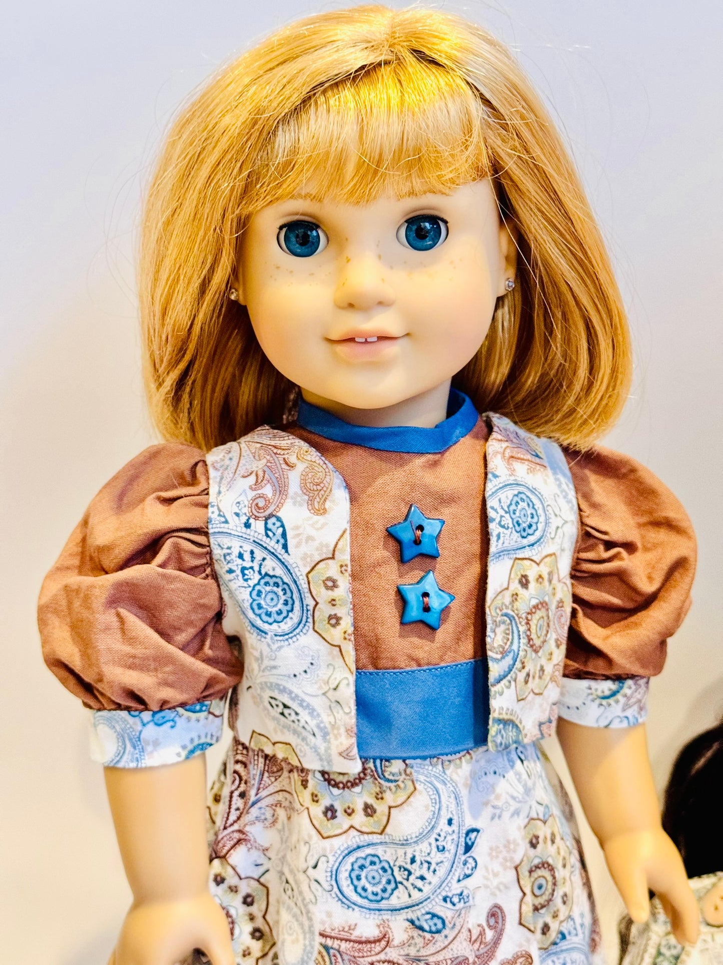 Blue and brown paisley set made by Kathleen Saviak