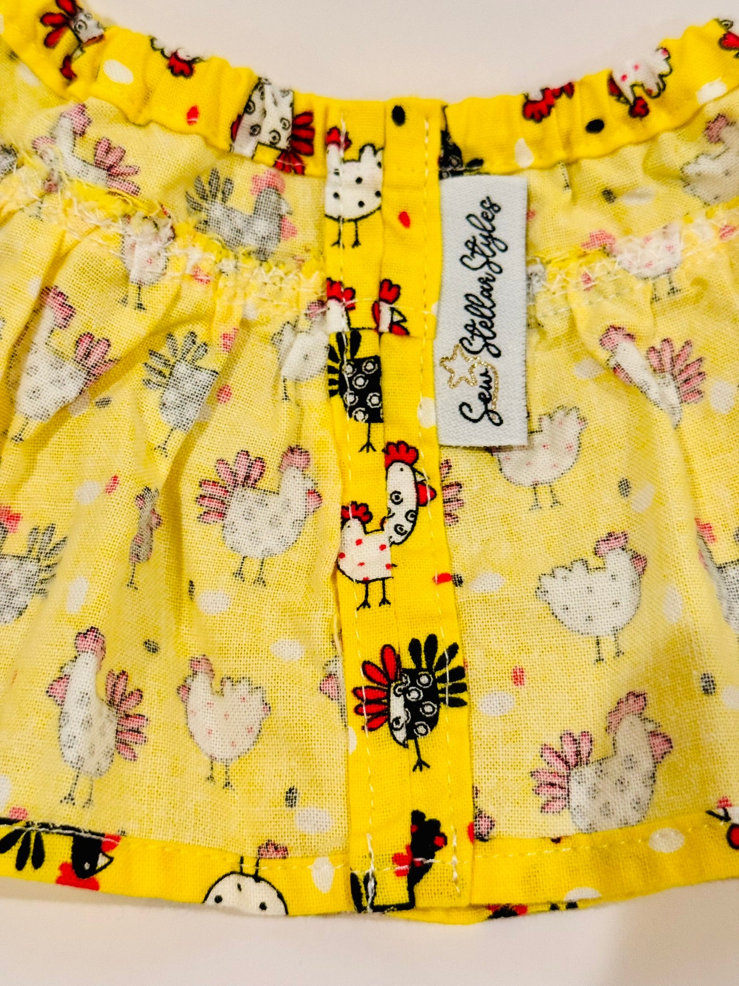The Milky Wavy Skirt - Yellow Chickens