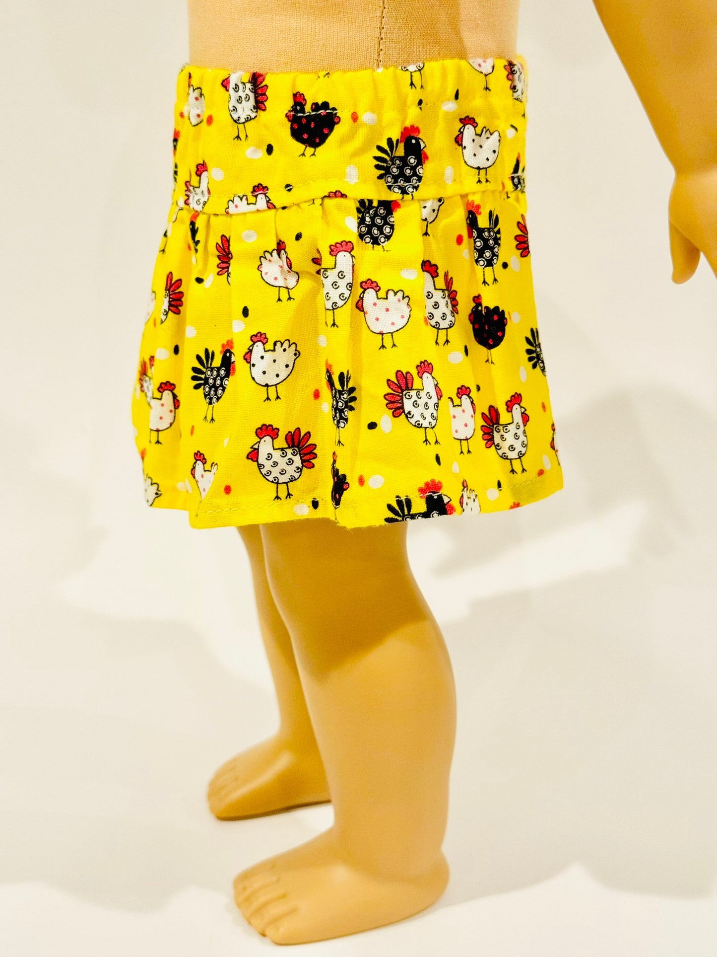 The Milky Wavy Skirt - Yellow Chickens