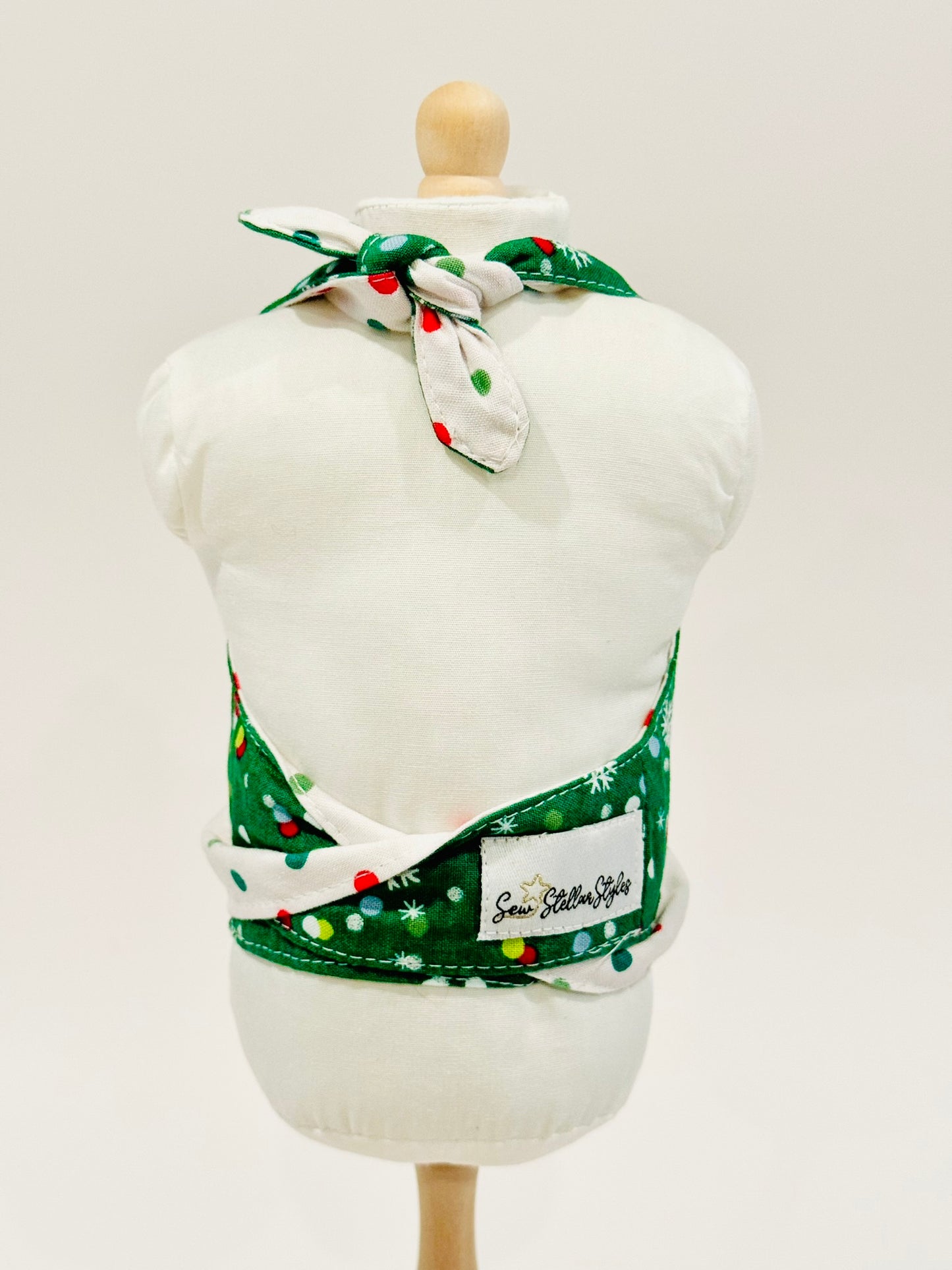 The Gemini Top - Mistletoe Mingle Holiday