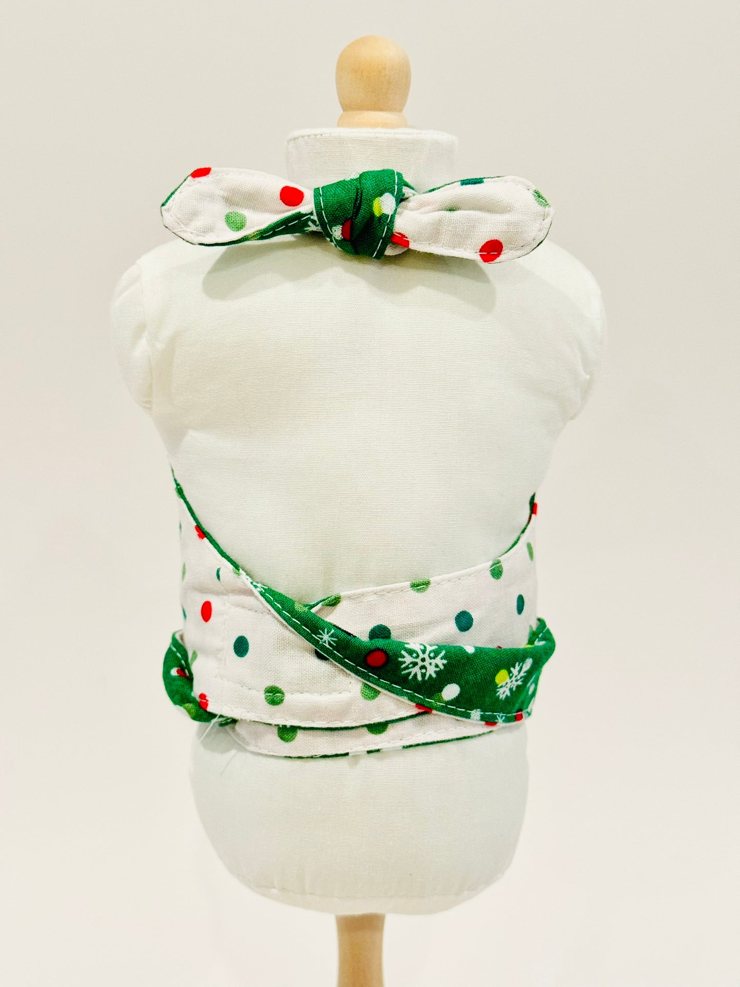 The Gemini Top - Mistletoe Mingle Holiday