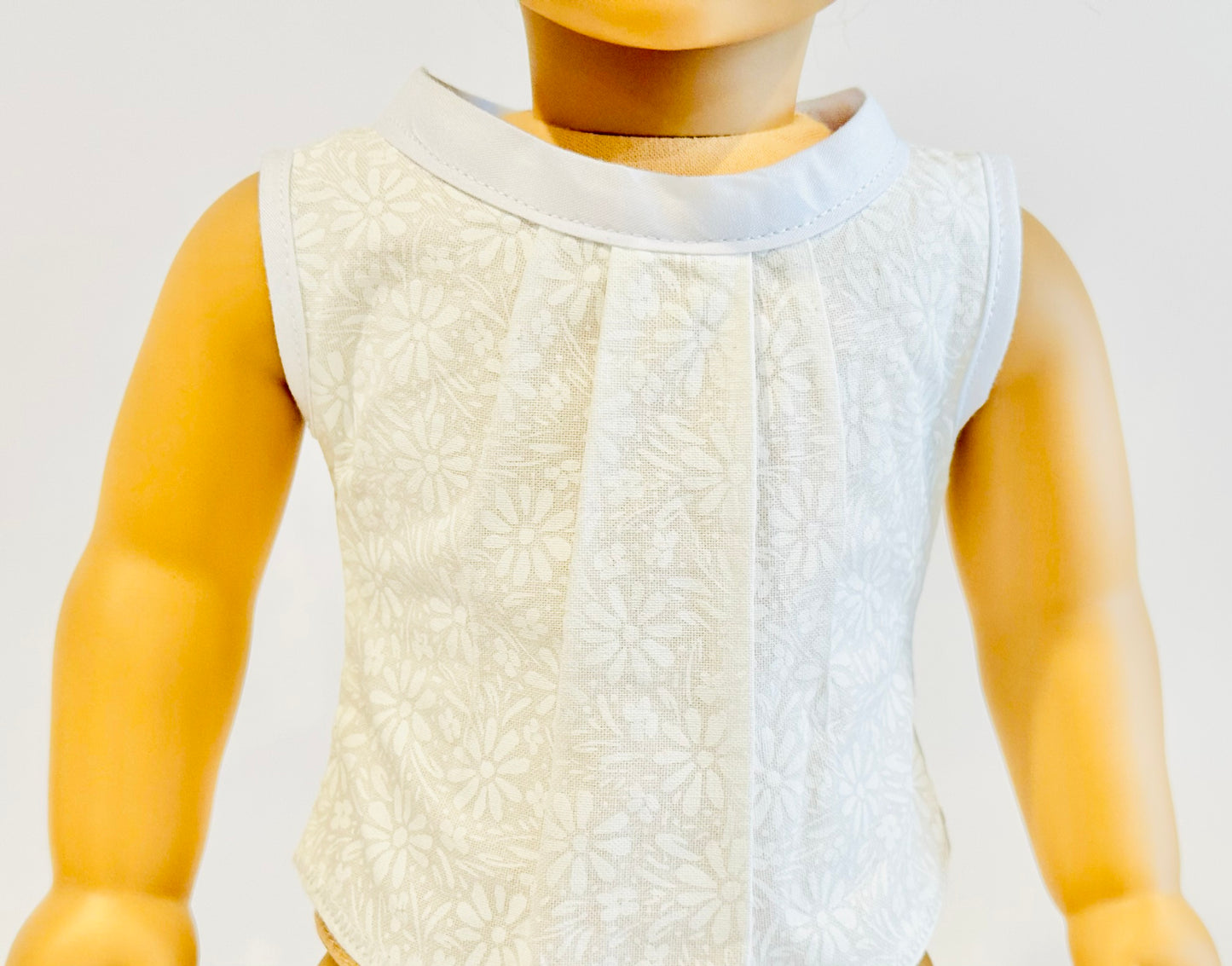 The Aloha Top - White Floral