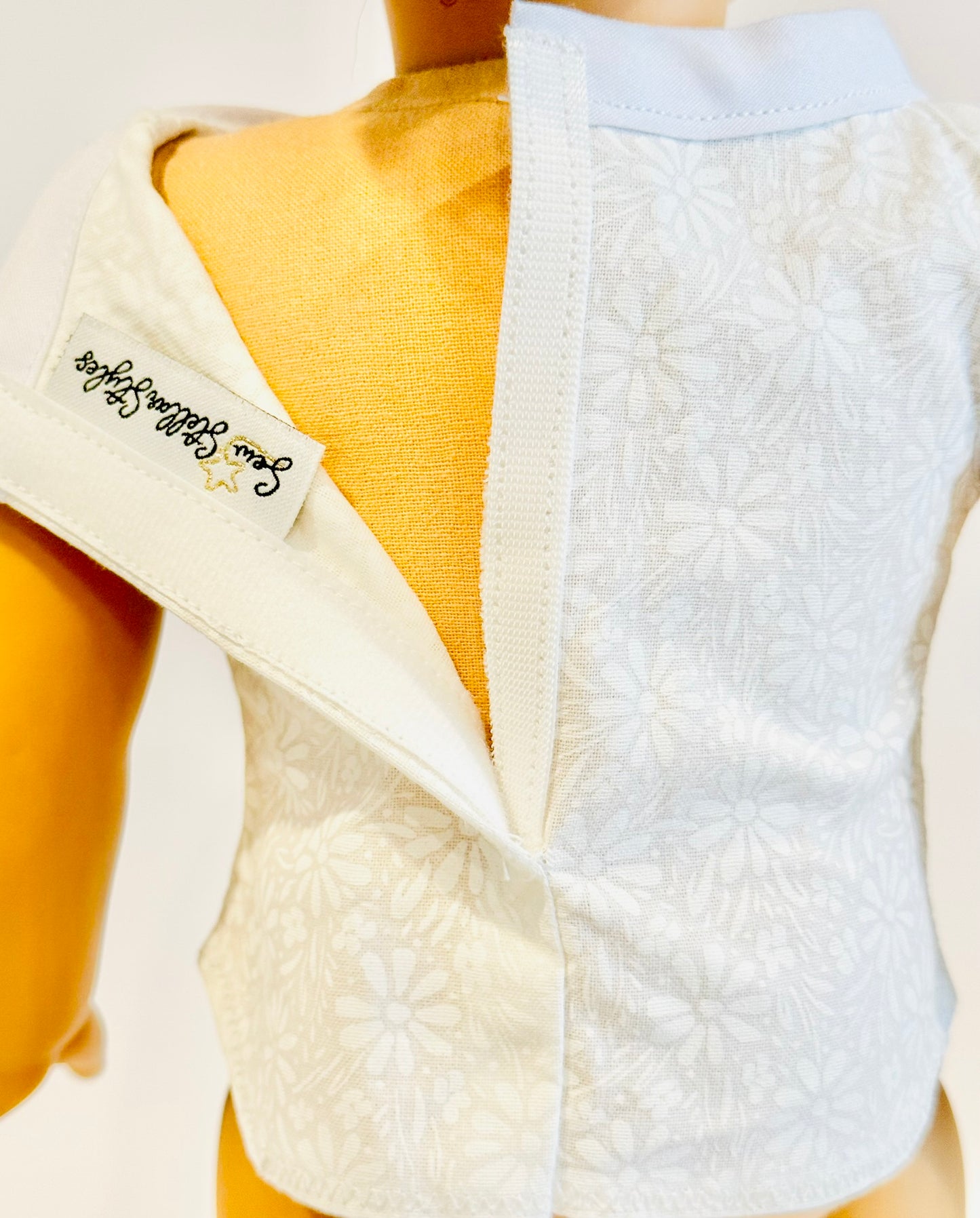 The Aloha Top - White Floral