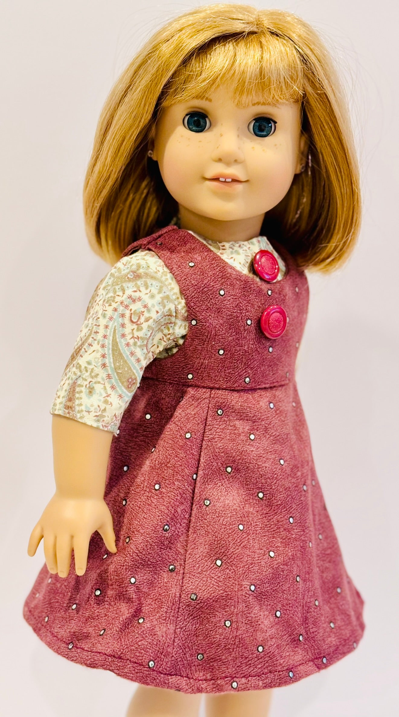 Corduroy brown rhinestone set made by Kathleen Saviak