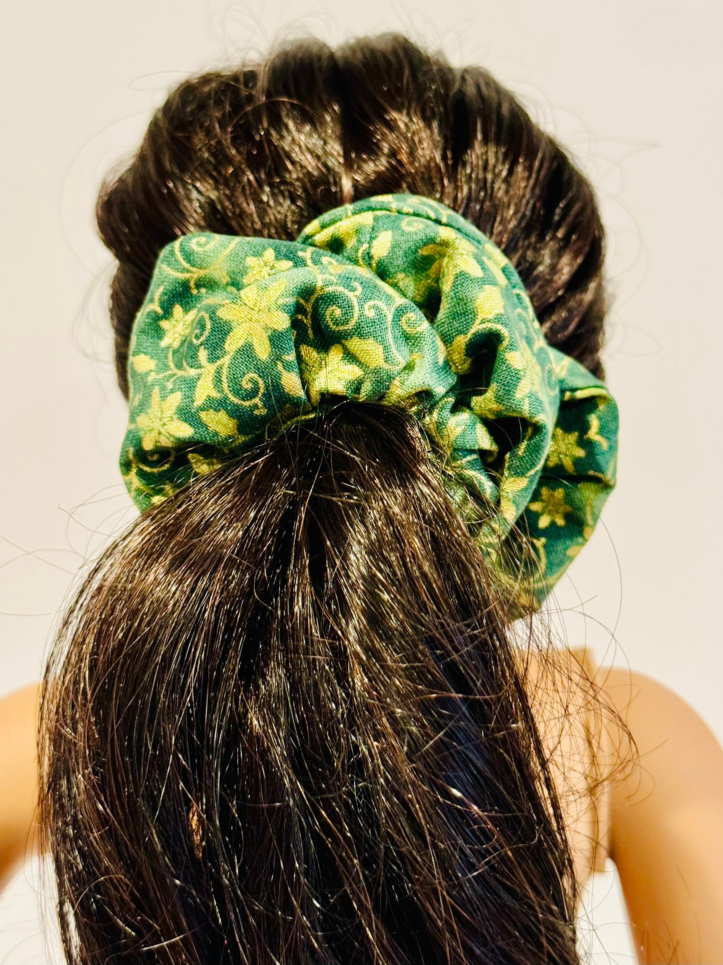 Giant Scrunchie - Holiday Green & Metallic Gold