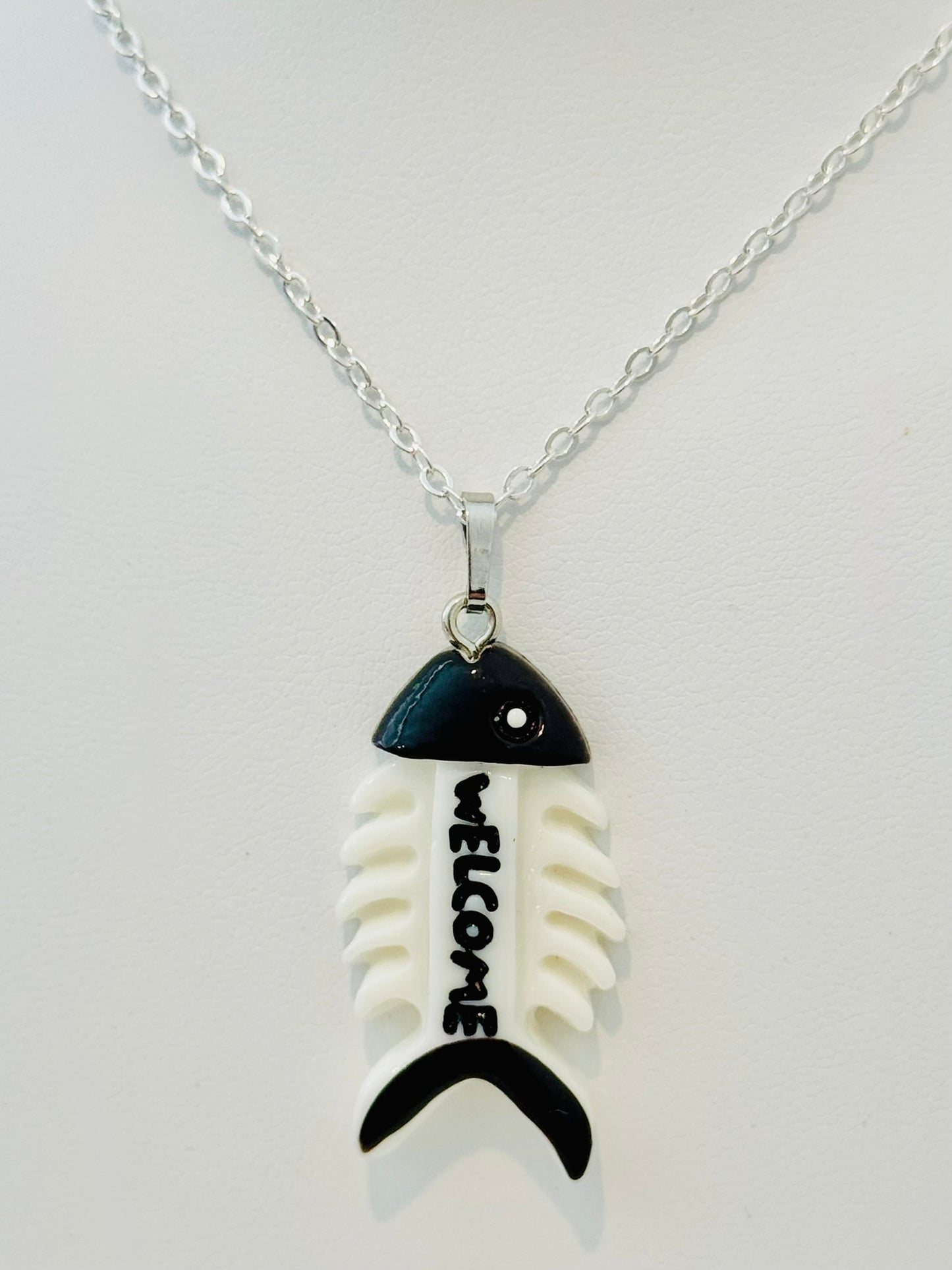 Friendly Fish Necklace | Splash & Sparkle: Summer '25 Youth Accessories Collection