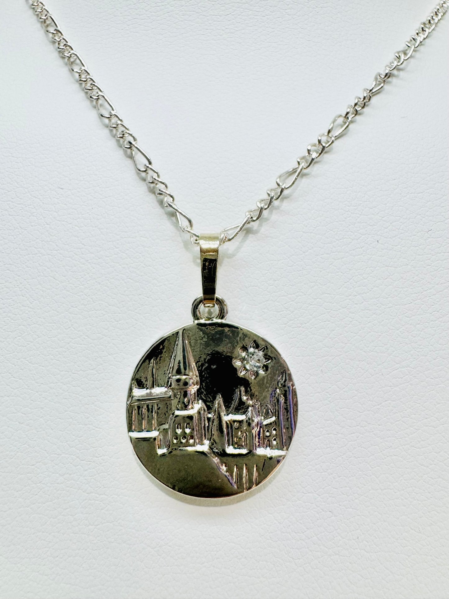 Harry Potter Necklace Series 1: Hogwarts Highlights—Sew Stellar™ Premium Youth Jewelry