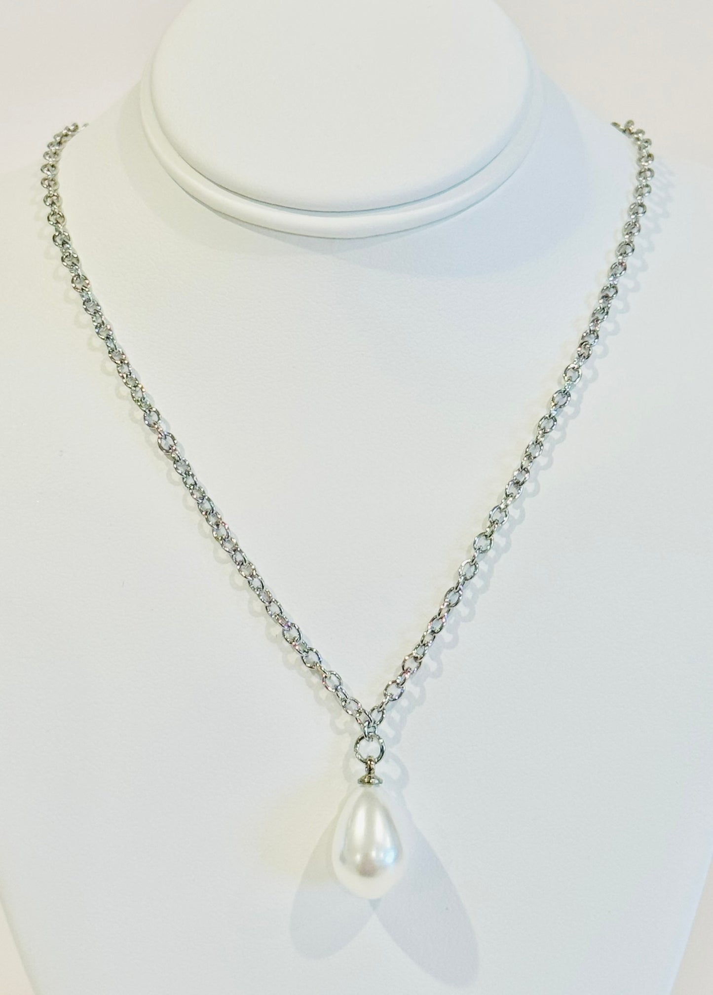 Single White Pearl Charm Necklace