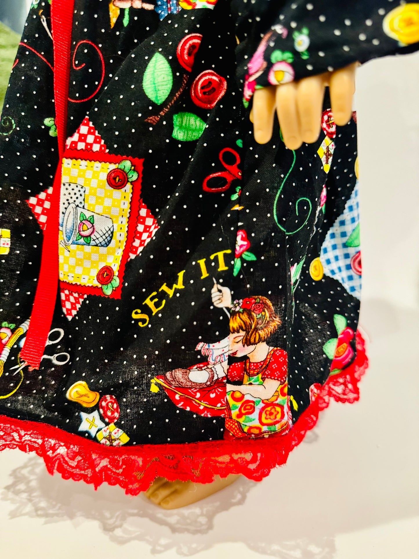Dress made by Kathleen Saviak: "Sew It"