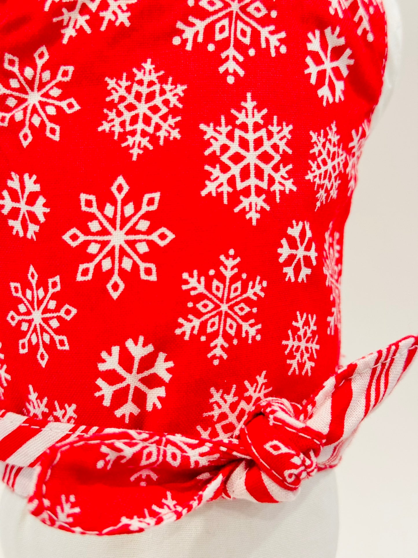 The Gemini Top - Peppermint Flurry Holiday