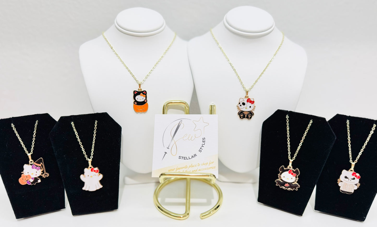 Hello Kitty Boo-tique Halloween Youth Necklace Series
