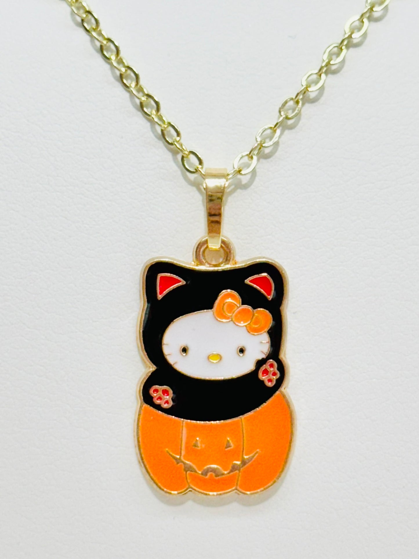 Hello Kitty Boo-tique Halloween Youth Necklace Series