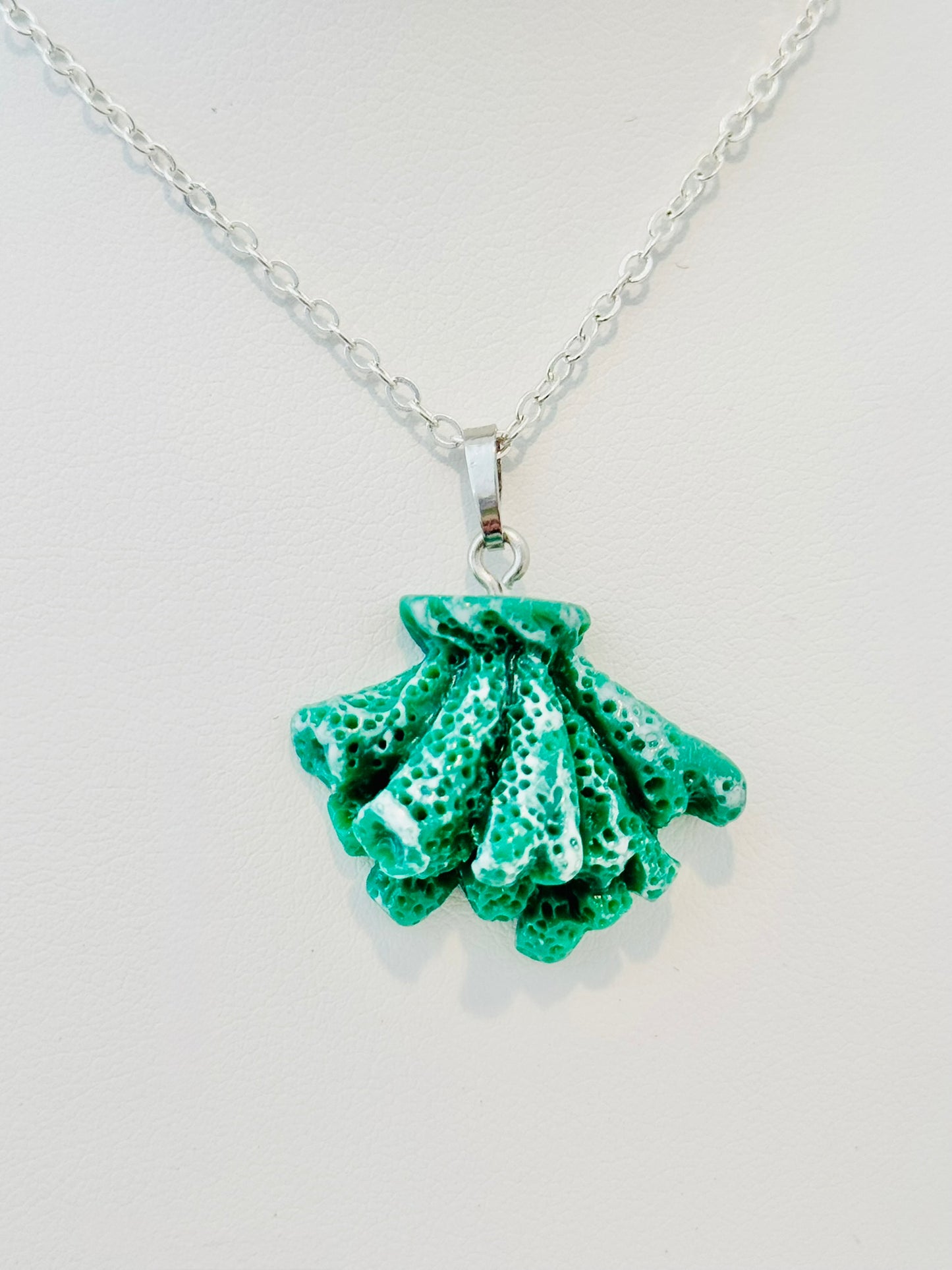 Coral Cutie Necklace | Splash & Sparkle: Summer '25 Youth Accessories Collection