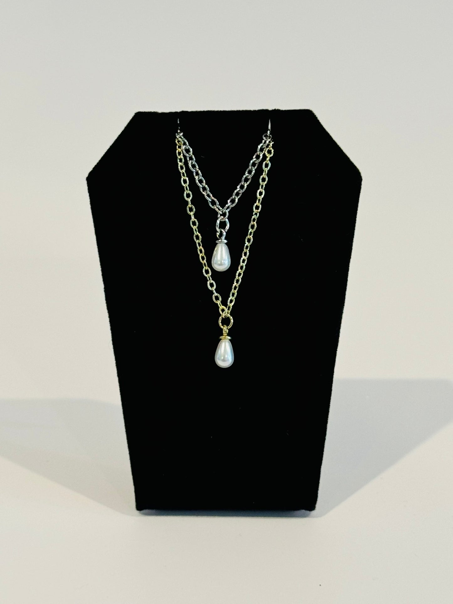 Single White Pearl Charm Necklace