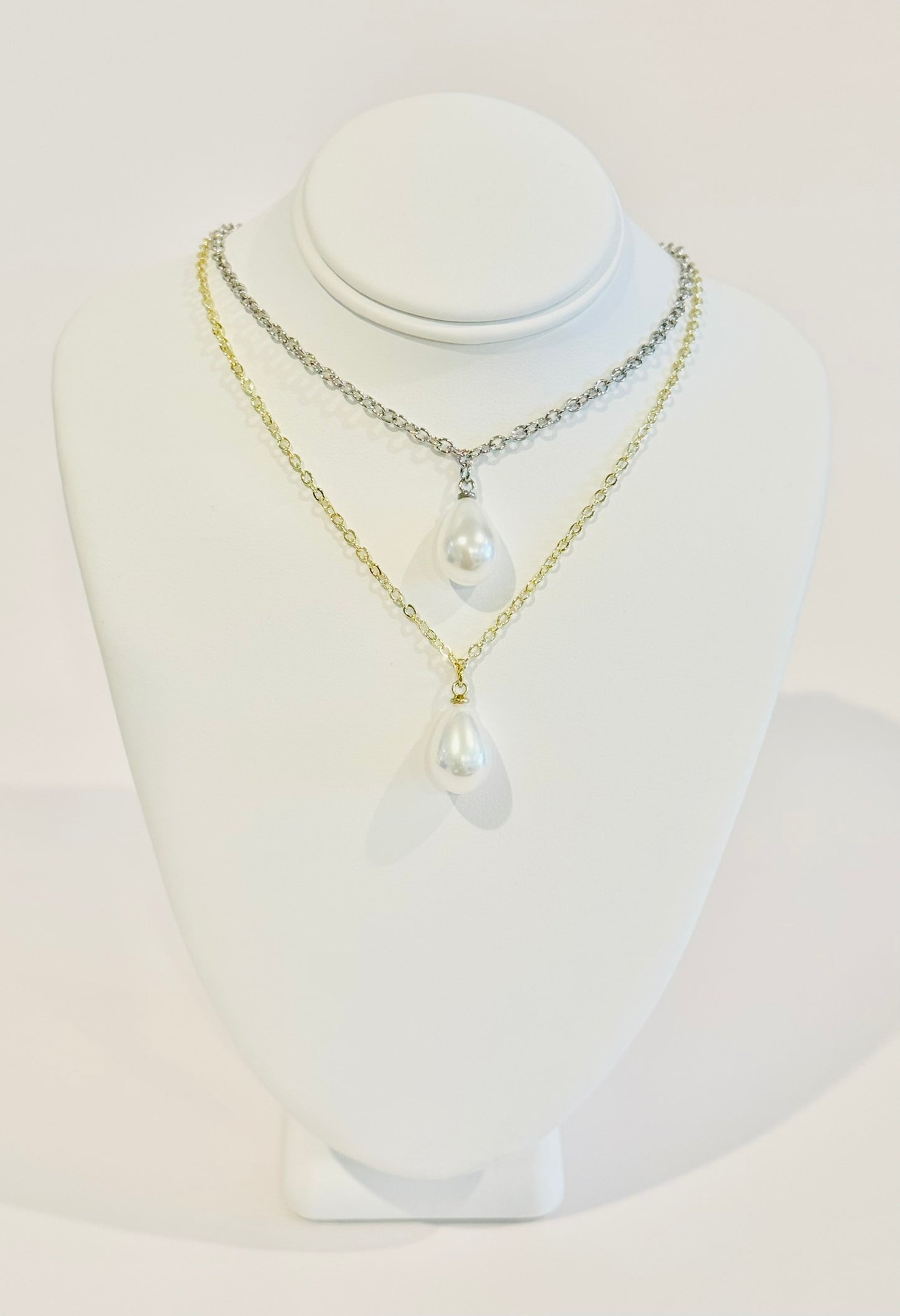 Single White Pearl Charm Necklace