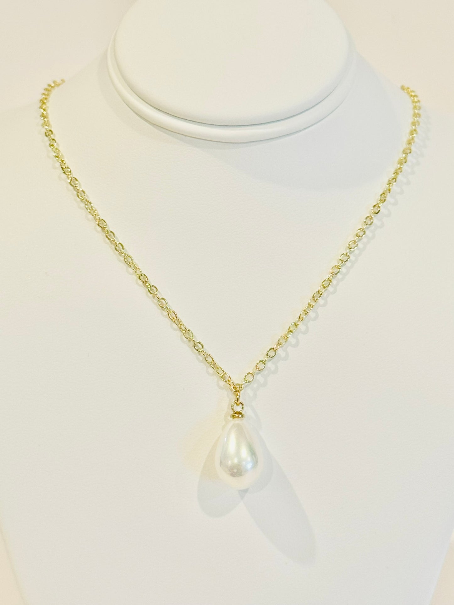 Single White Pearl Charm Necklace